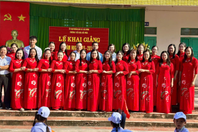 Thầy và trò trường Tiểu học Hải Phúc hân hoan đón chào năm học mới, năm học 2025-2026